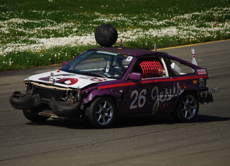 Illustration for article titled The Top 147 Lemons of the Sears Pointless 24 Hours of LeMons